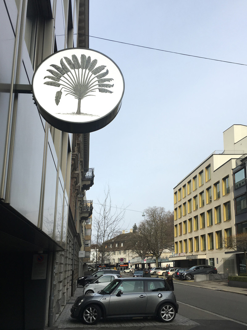 oculus-illustration-schraffur-tusche-fantree-schild